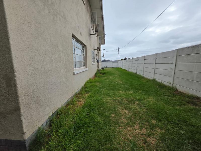 2 Bedroom Property for Sale in Maitland Western Cape